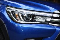 Toyota Hilux 2015– Etuvalot OEM V1 2015-2019 (LED, 2 kpl) kuva 1
