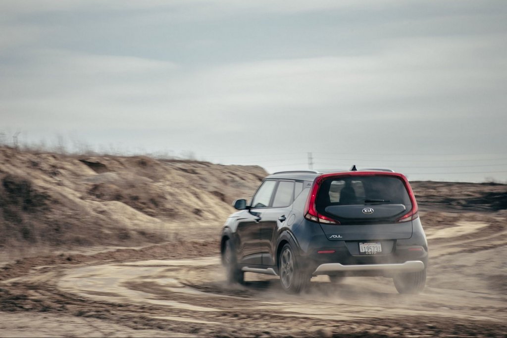 Kompaktin crossover KIA Soulin uusi sukupolvi