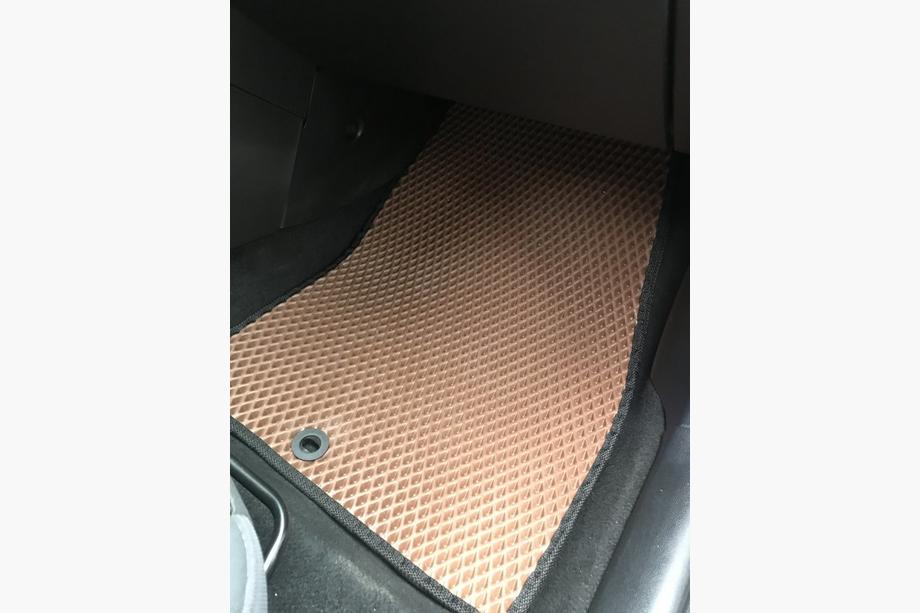 Mazda 3 2003–2009 EVA-auton matot (tiilikuvio) Kuva 2