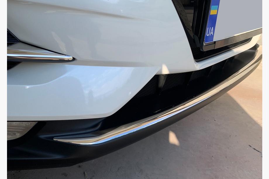 Nissan Qashqai 2014–2021 Kromilista etupuskuriin (2017↗︎, ruostumaton teräs) Carmos - turkkilainen teräs Image