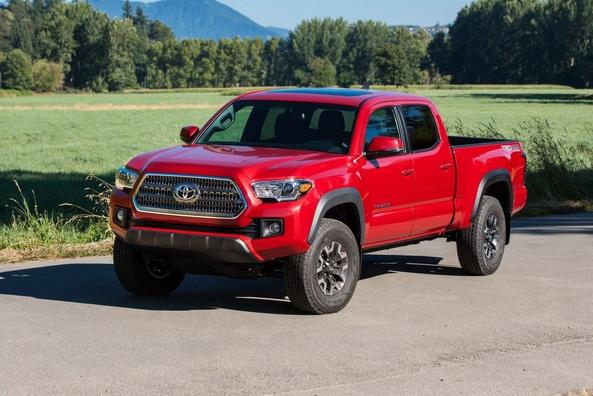 Koeajo: keskikokoinen pickup Toyota Tacoma