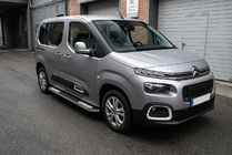 Citroen Berlingo/Multispace 2018– Tayga V2 sivukynnykset (2 kpl, alumiini) Pitkä akseliväli kuva 1