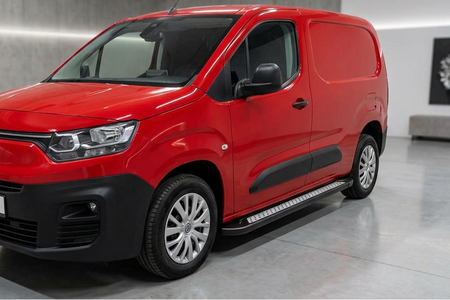 Opel Combo 2019– Sivuastinlaudat New Vision Black (2 kpl, alumiini) Pitkä akseliväli Image