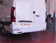 Mercedes Sprinter W907/W910 2018– Takapuskurin suojalista (maalattava) kuva 4
