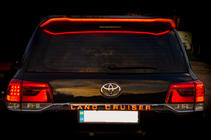 Toyota Land Cruiser 200 2007–2021 Spoileri FullLed (2016+) kuva 2