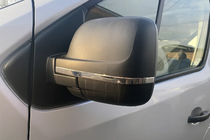 Nissan NV300/Primastar 2016– Peililistat (2 kpl, ruostumaton teräs) kuva 1
