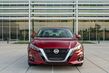 Keskikokoinen Nissan Altima -sedan kuudennessa sukupolvessa kuva 6