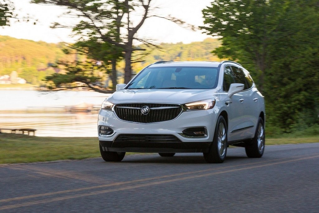 Koeajo: täysikokoinen 7-paikkainen Buick Enclave -crossover