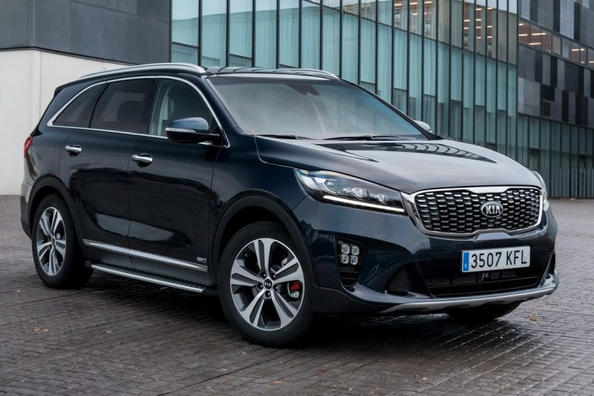 KIA Sorento 3. sukupolvi (UM, 2014–2020): katsaus, 2017 facelift ja mitä tarkistaa käytettynä