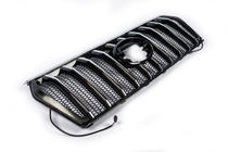 Toyota Land Cruiser Prado 150 2009–2023 Etusäleikkö 2017↗ LED (Zeus Silver) kuva 4