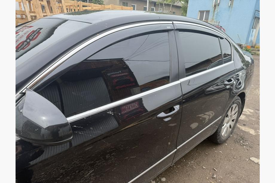 Volkswagen Passat B7 2012–2015 Sivulasien tuuliohjaimet kromilistalla SD (EU, 4 kpl, Niken) Image