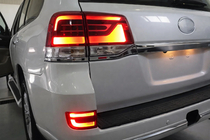 Toyota Land Cruiser 200 2007–2021 Taka sumuvalot 2016+ (LED) kuva 2