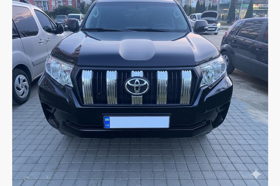 Toyota Land Cruiser Prado 150 2009–2023 Kromiset maskilistat (2017-2023) Image