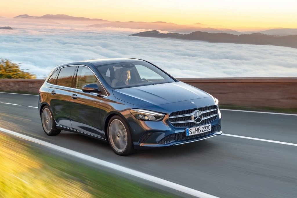 Kolmannen sukupolven kompakti tila-auto: Mercedes-Benz B-Class