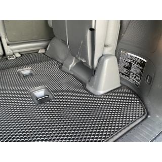 Tavaratilan matto 2 kpl (EVA, 7-paikkainen, musta) Lexus LX570/450d 2008–2022 kuva 2