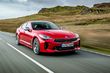Kokoluokan liftback KIA Stinger - koeajo kuva 1