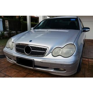 Etusäleikkö Diamond Silver Mercedes C-class W203 2000–2007 kuva 1