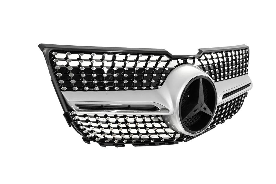 Mercedes GLK-sarja X204 2008–2015 Etusäleikkö Diamond Silver (2013-2015) Kamera-aukolle Kuva 7