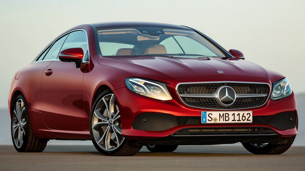 Arvostelu: keskikokoinen coupé Mercedes-Benz E-Class Coupe