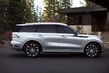 Katsaus luksuscrossoveriin Lincoln Aviator kuva 3
