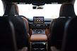 Katsaus luksuscrossoveriin Lincoln Aviator kuva 14