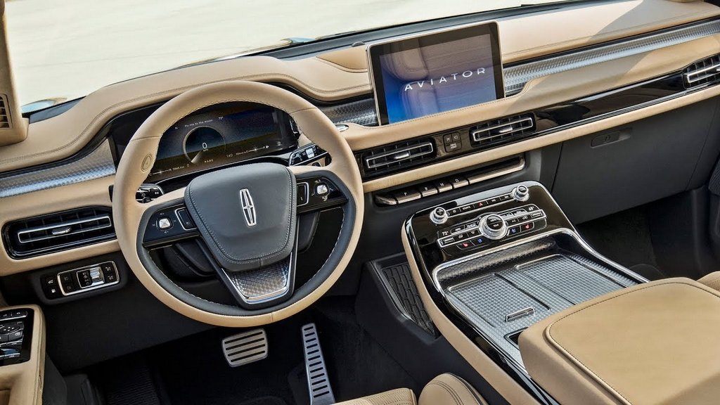 Katsaus luksuscrossoveriin Lincoln Aviator