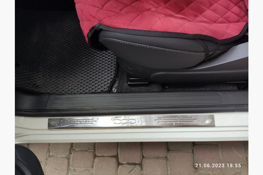 Fiat 500/500L 2013–2022 Kynnyslistat 500 (Carmos, 2 kpl, ruostumaton teräs) Image