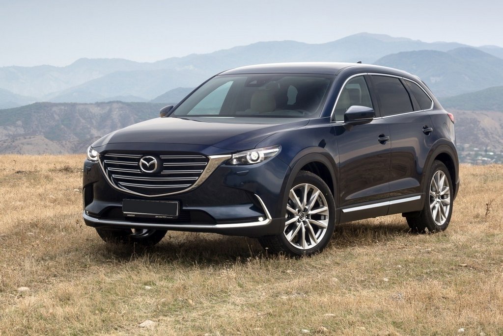Toisen sukupolven seitsemänpaikkainen Mazda CX-9 -crossover