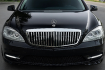 Mercedes S-сlass W221 2005–2013 Jäähdyttimen säleikkö Maybach V1 (2009-2013) kuva 1