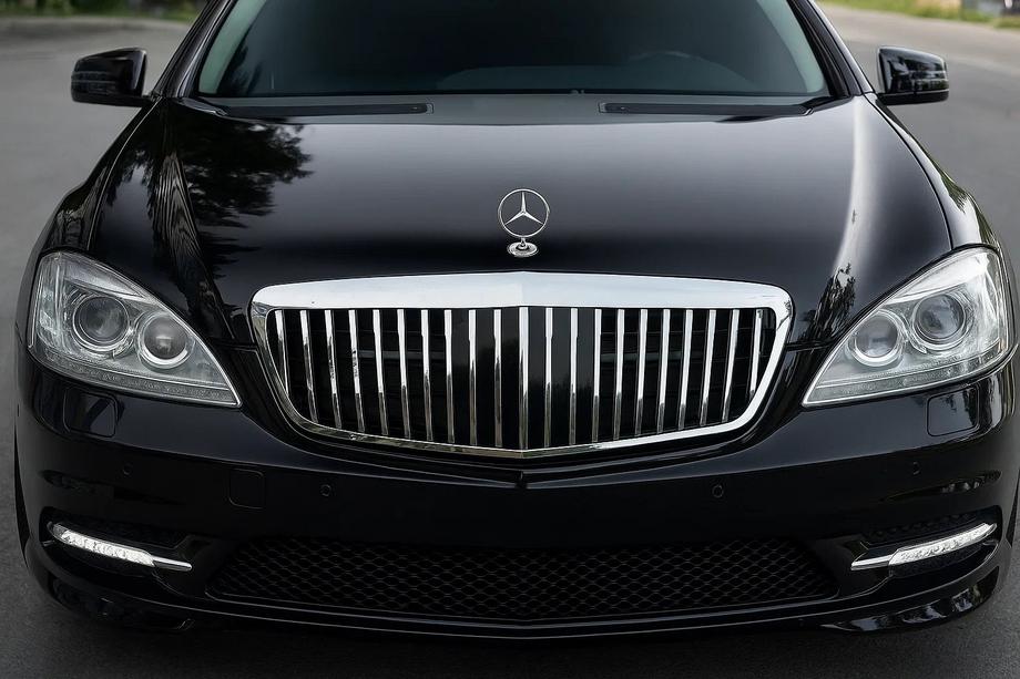 Mercedes S-сlass W221 2005–2013 Jäähdyttimen säleikkö Maybach V1 (2009-2013) Image