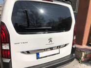 Peugeot Partner/Rifter 2019– Ikkunalasin alareunan lista (ruostumaton teräs) Carmos - turkkilainen teräs kuva 4
