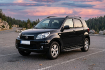 Daihatsu Terios 2006–2017 Bosphorus Grey -sivuastinlaudat (2 kpl, alumiini) kuva 1