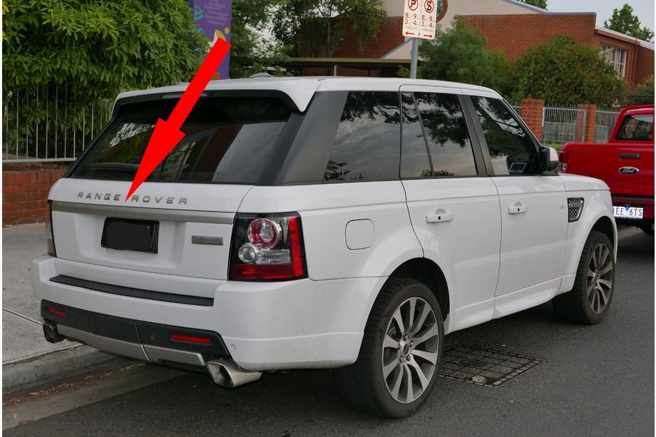 Range Rover Sport 2005–2013 Takaluukun lista rekisterikilven yläpuolelle (harmaa) Image