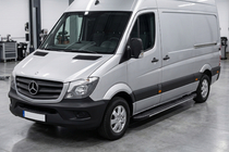 Mercedes Sprinter W906 2006–2018 Bosphorus Grey -sivuastinlaudat (2 kpl, alumiini) kuva 1