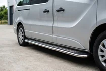 Opel Vivaro 2001–2015 Maydos V2 sivuportaat (2 kpl, alumiini ↗ ruostumaton teräs) kuva 1