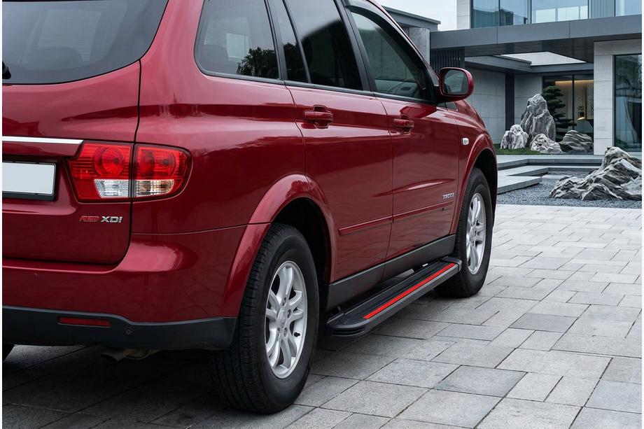 SsangYong Kyron 2005–2014 Sivuaskelmat Maya Red (2 kpl, alumiini) Image