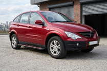 SsangYong Action 2005–2018 Sivuaskelmat Maya Red (2 kpl, alumiini) kuva 1