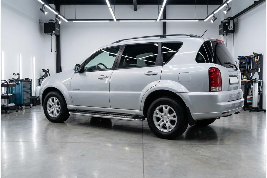SsangYong Rexton I 2001–2017 Maydos V2 sivuastinlaudat (2 kpl, alumiini / ruostumaton teräs) Image