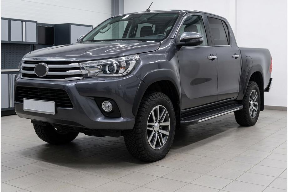 Toyota Hilux 2015– Bosphorus Grey -sivuastinlaudat (2 kpl, alumiini) Image