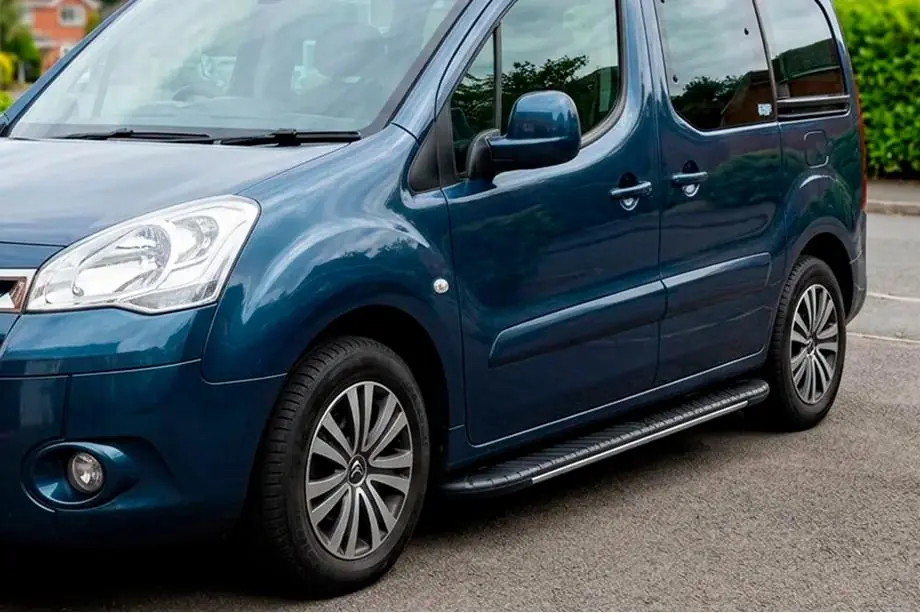 Peugeot Partner Tepee 2008–2018 Bosphorus Grey -sivuastinlaudat (2 kpl, alumiini) Image
