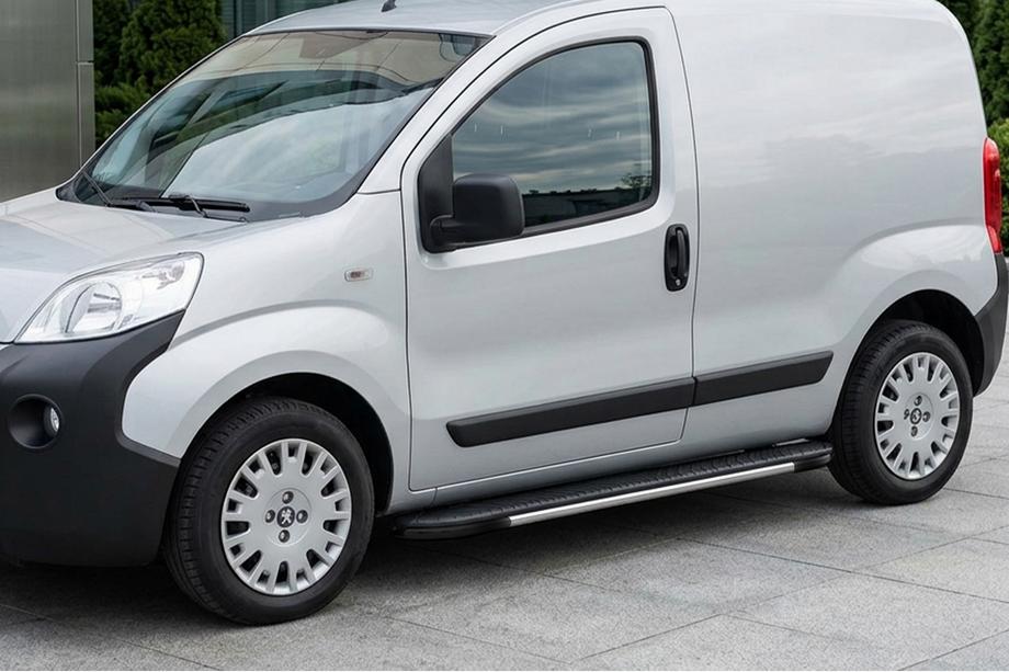 Peugeot Bipper 2008–2017 Bosphorus Grey -sivuastinlaudat (2 kpl, alumiini) Image