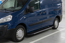 Peugeot Expert 2007–2016 Bosphorus Grey -sivuastinlaudat (2 kpl, alumiini) kuva 1