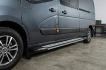 Nissan NV400 2010–2024 Rainbow sivuporrassarja (2 kpl, alumiini) kuva 1