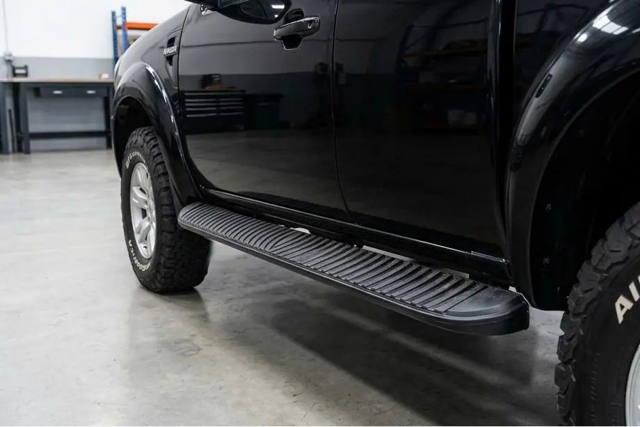 Ford Ranger 2007–2011 Tayga Black sivuaskelmat (2 kpl, alumiini) Image
