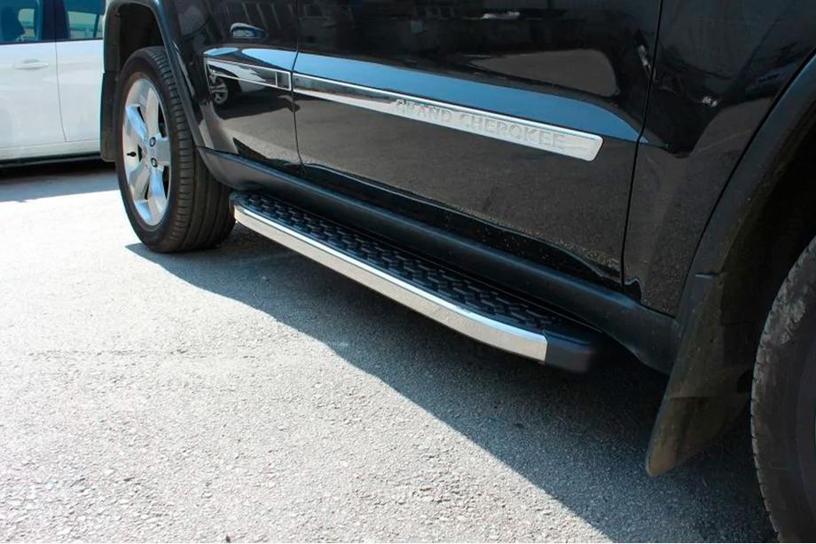 Jeep Grand Cherokee WK2 2010–2021 BlackLine-sivuporrast (2 kpl, alumiini) Image