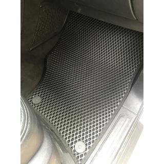 EVA-lattiamatot (mustat) Audi Q7 2005–2015 kuva 3