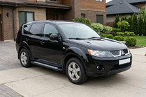 Mitsubishi Outlander 2006–2012 New Vision Black sivuaskelmat (2 kpl, alumiini) kuva 1