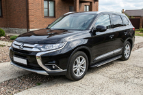 Mitsubishi Outlander 2012–2021 Bosphorus Grey -sivuastinlaudat (2 kpl, alumiini) kuva 1