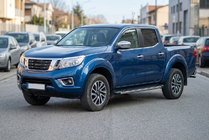 Nissan Navara/NP300 2016– BlackLine sivuastinlaudat (2 kpl, alumiini) kuva 1