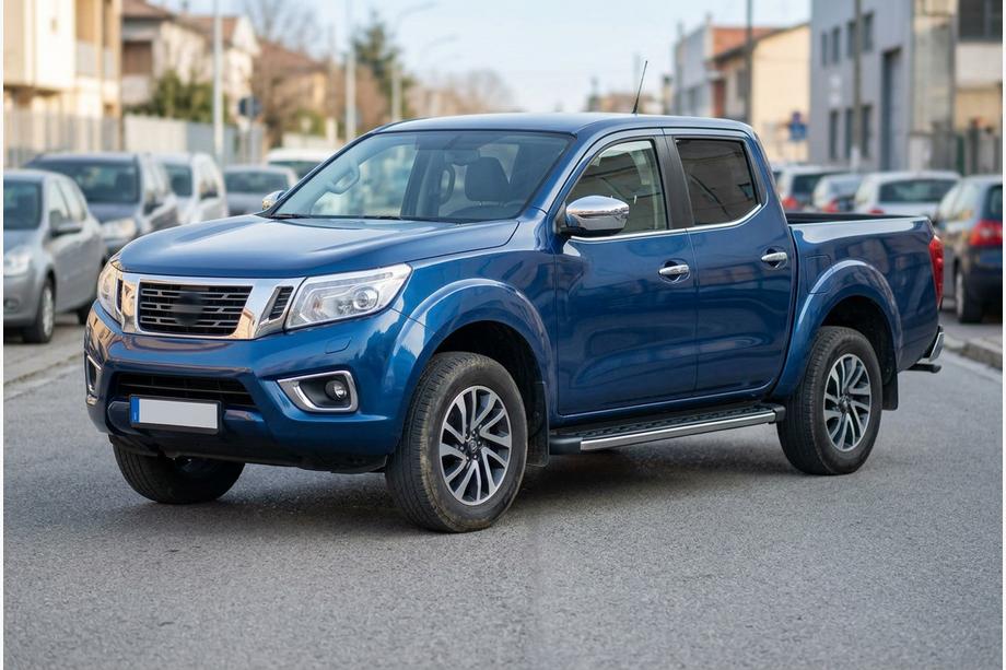 Nissan Navara/NP300 2016– BlackLine sivuastinlaudat (2 kpl, alumiini) Image